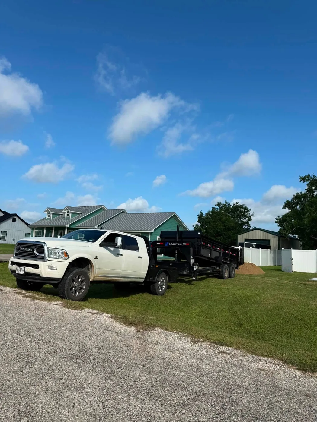 Truck and dump trailer